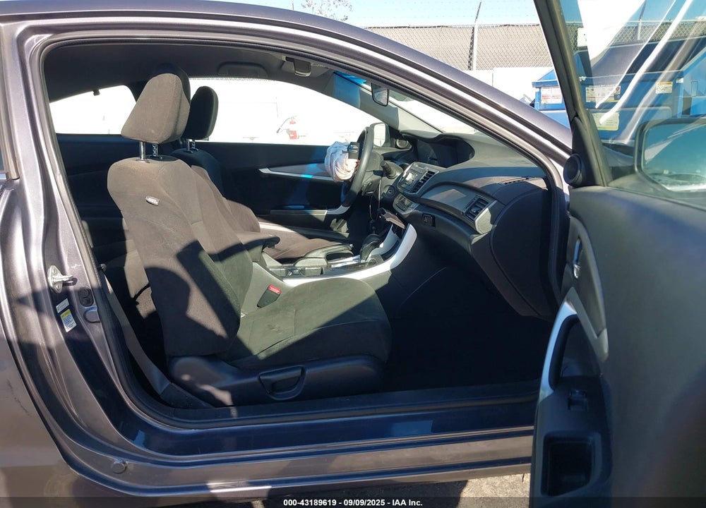 2013 HONDA ACCORD VIN: 1HGCT1B32DA019345