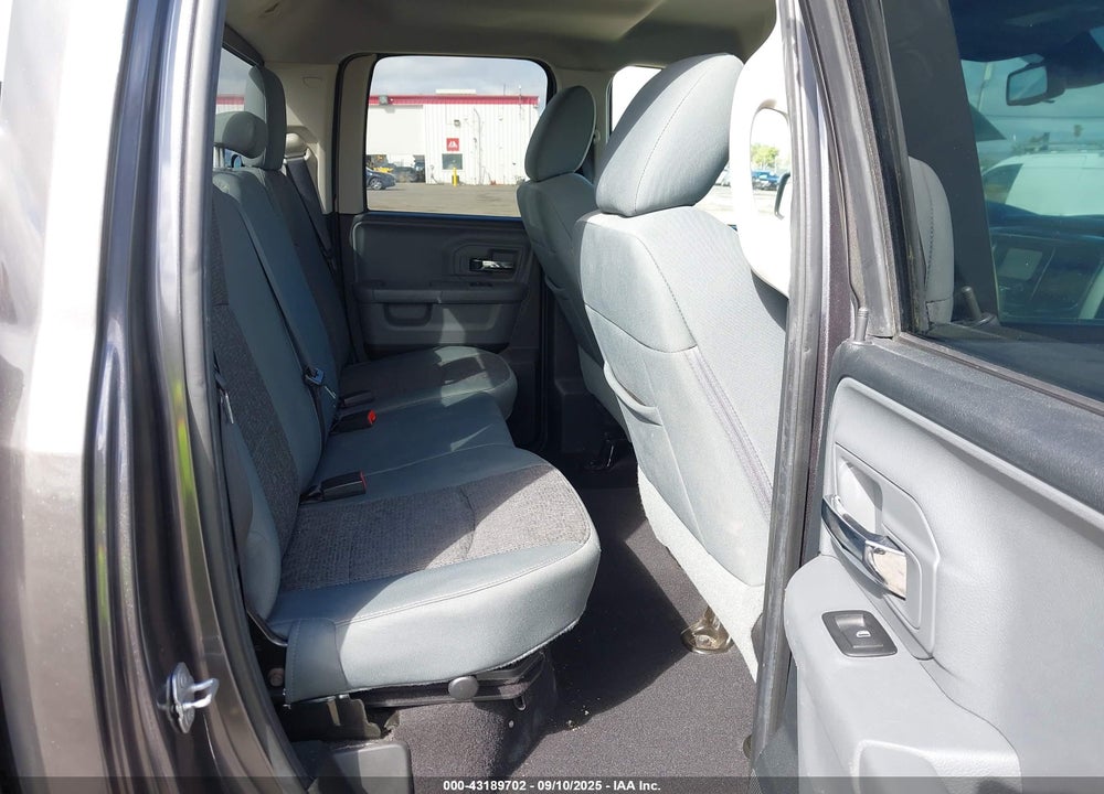 2016 RAM 1500 VIN: 1C6RR6GT2GS311869