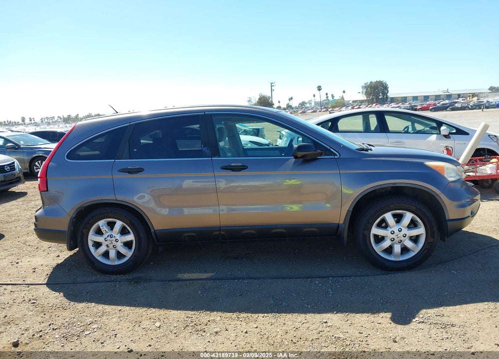 2011 HONDA CR-V SE VIN: 5J6RE3H49BL038193