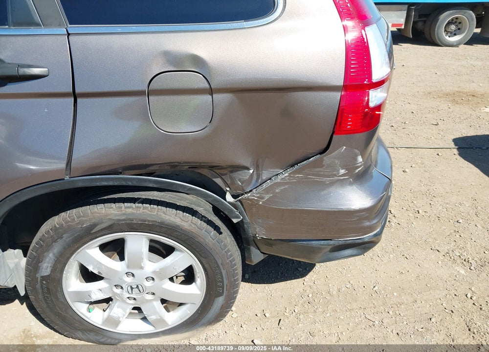 2011 HONDA CR-V SE VIN: 5J6RE3H49BL038193