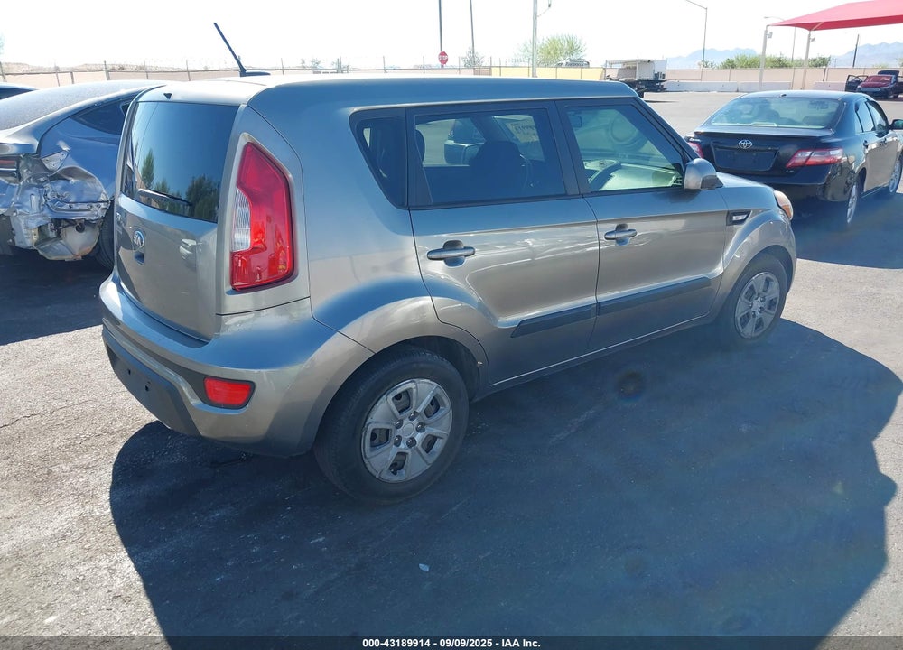 2013 KIA SOUL VIN: KNDJT2A57D7567613