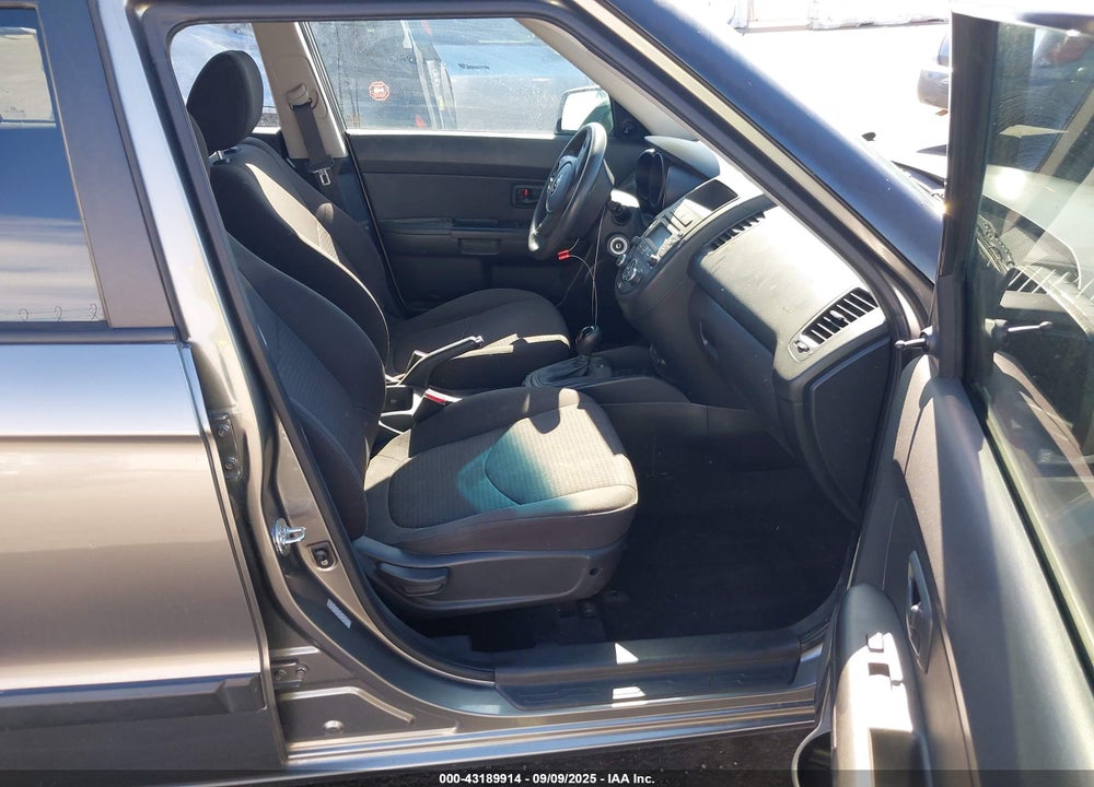 2013 KIA SOUL VIN: KNDJT2A57D7567613