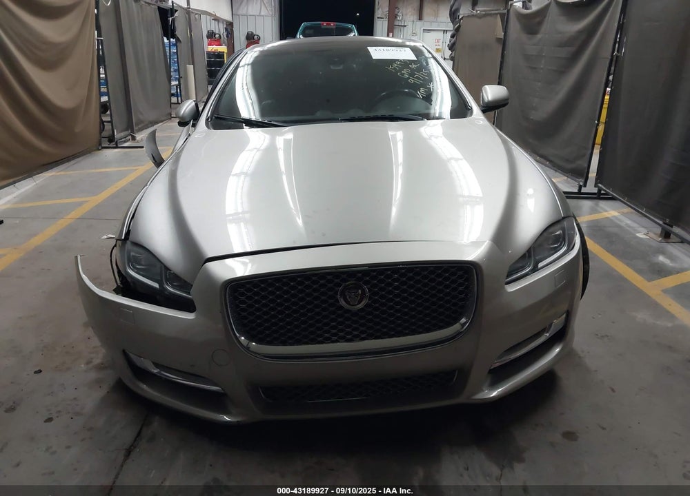 2016 JAGUAR XJ SERIES VIN: SAJWA2G73G8V95087