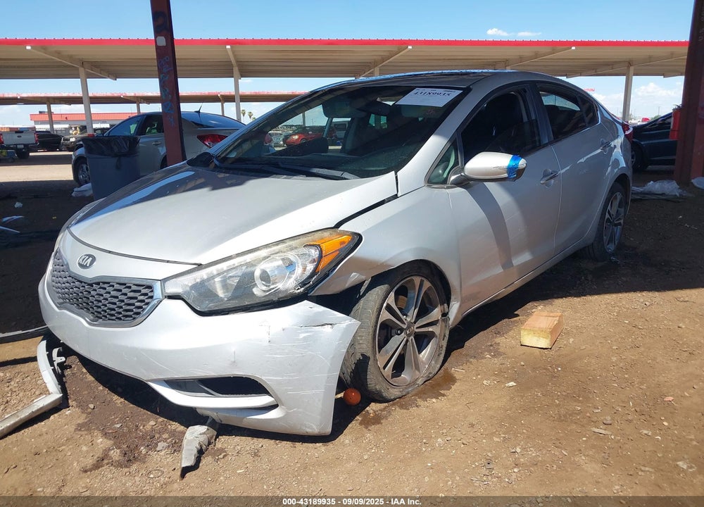 2015 KIA FORTE VIN: KNAFZ4A82F5372766