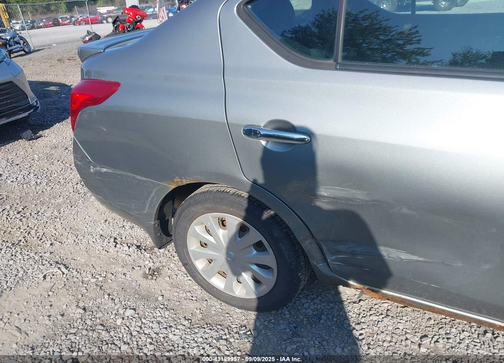 2013 NISSAN VERSA VIN: 3N1CN7AP0DL883984