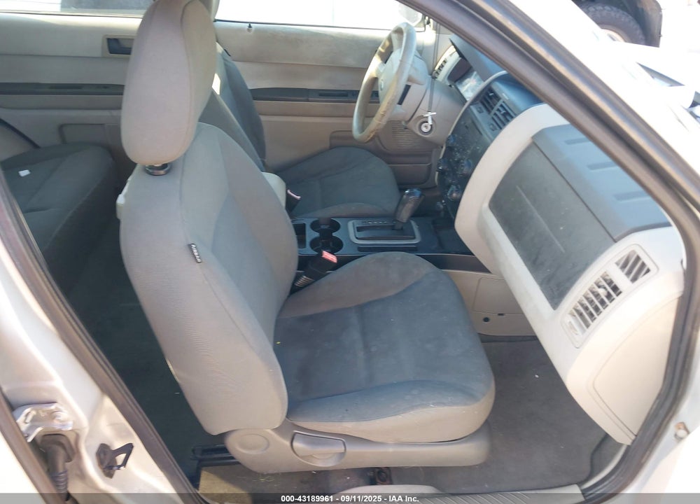 2008 FORD ESCAPE XLS/XLS MANUAL VIN: 1FMCU02Z28KA68048