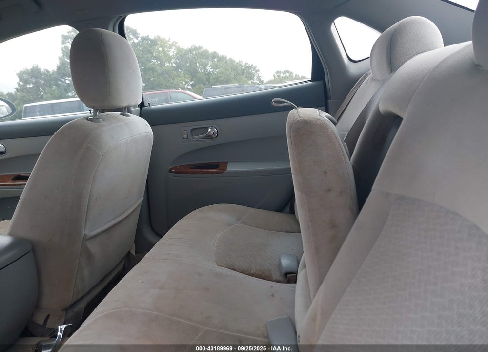 2006 BUICK LACROSSE CX VIN: 2G4WC582161241823
