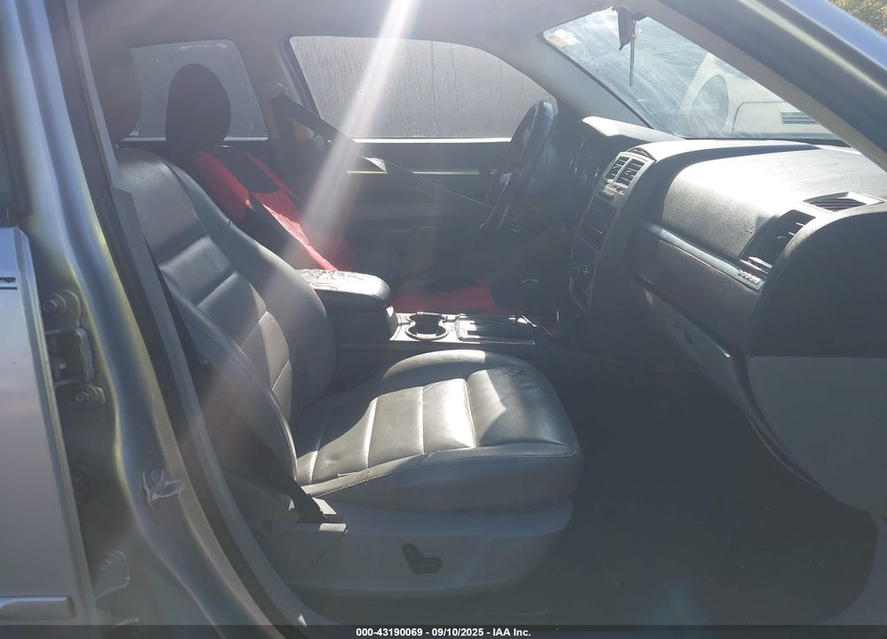 2010 DODGE CHARGER VIN: 2B3CA3CV4AH138190