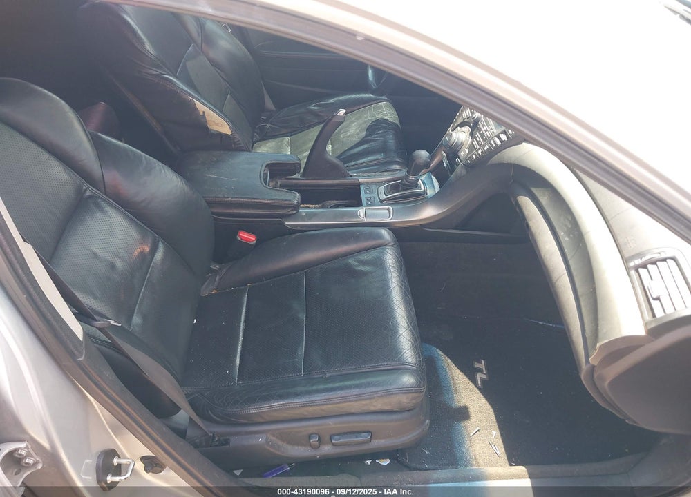 2012 ACURA TL VIN: 19UUA8F72CA013365