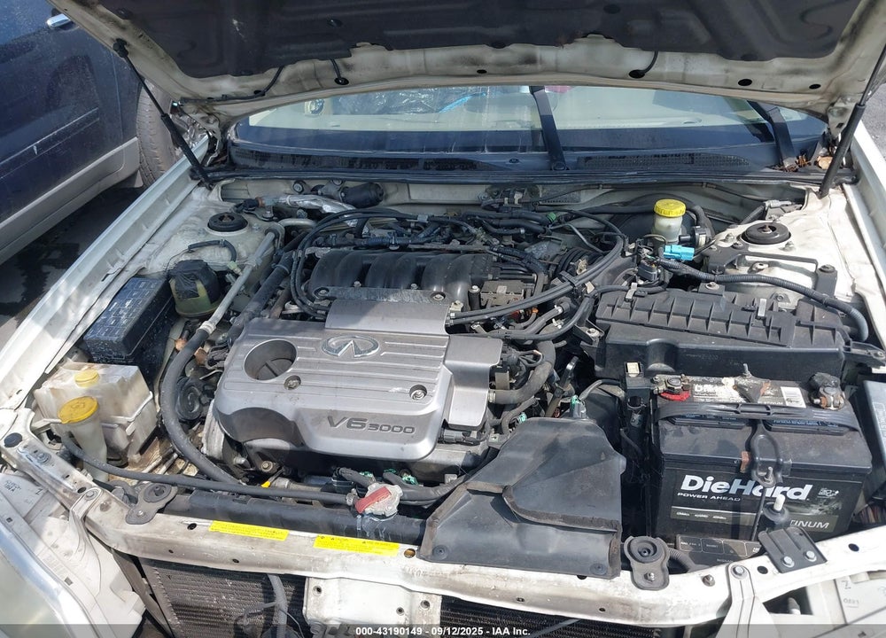 2001 INFINITI I30 LUXURY VIN: JNKCA31A41T004599