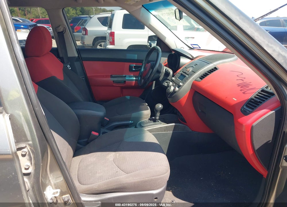 2010 KIA SOUL VIN: KNDJT2A25A7040266
