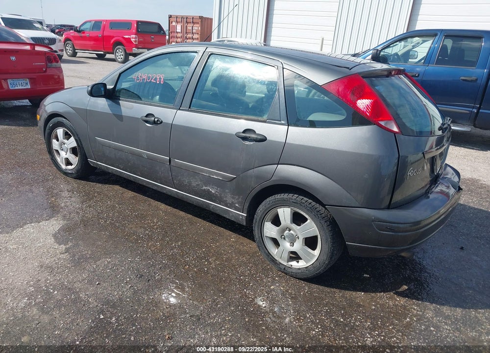 2003 FORD FOCUS VIN: 3FAFP37393R183335