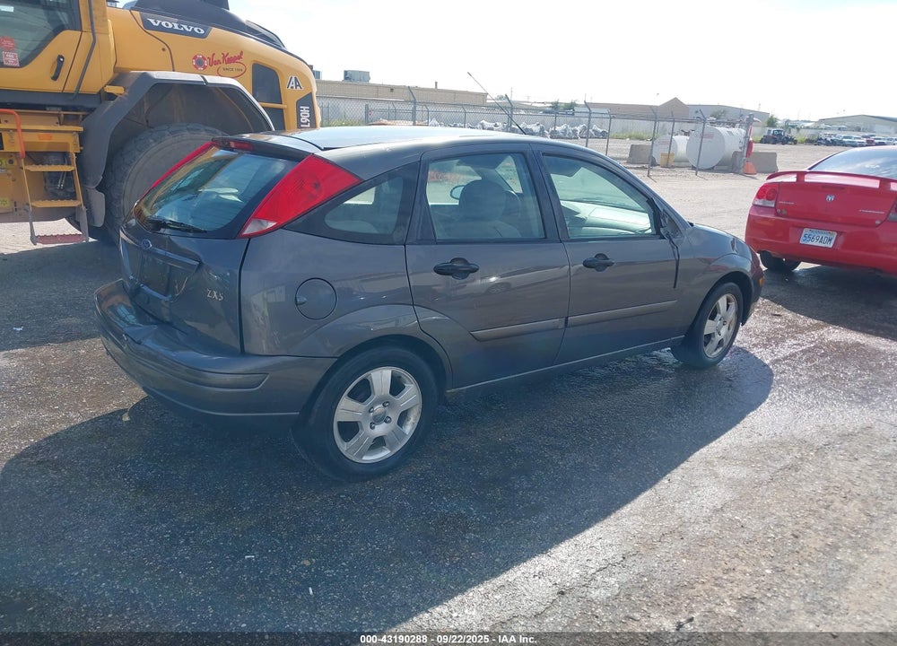 2003 FORD FOCUS VIN: 3FAFP37393R183335