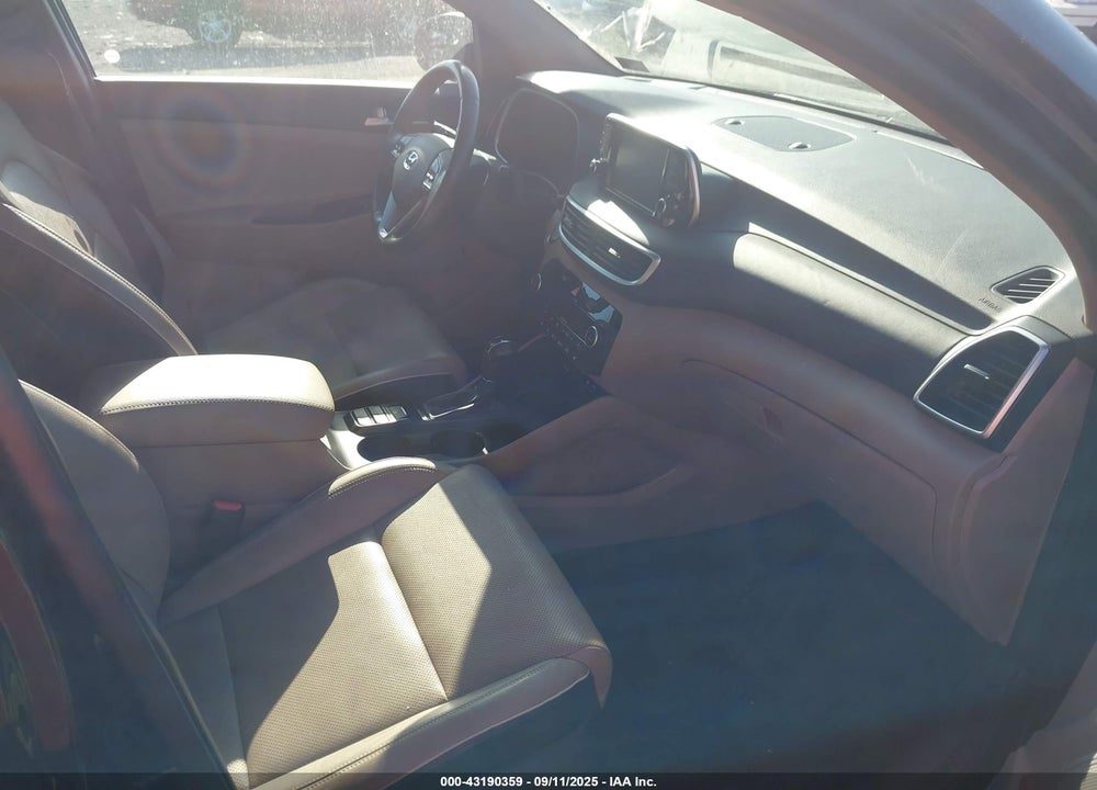 2020 HYUNDAI TUCSON VIN: KM8J3CAL9LU078663