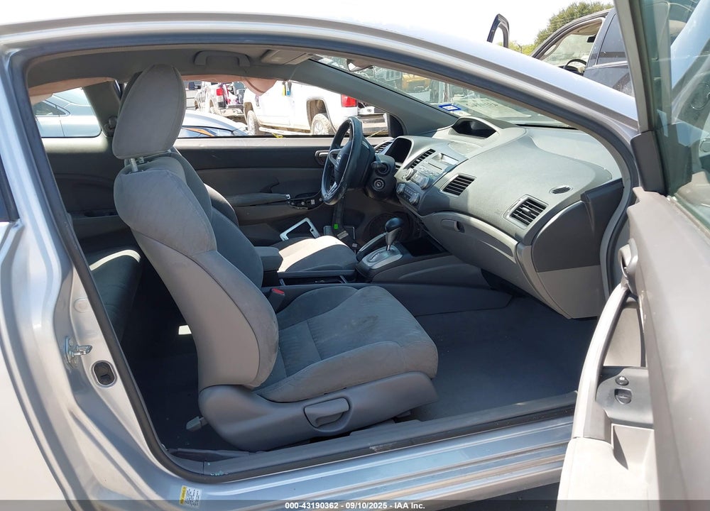 2010 HONDA CIVIC VIN: 2HGFG1B61AH515682