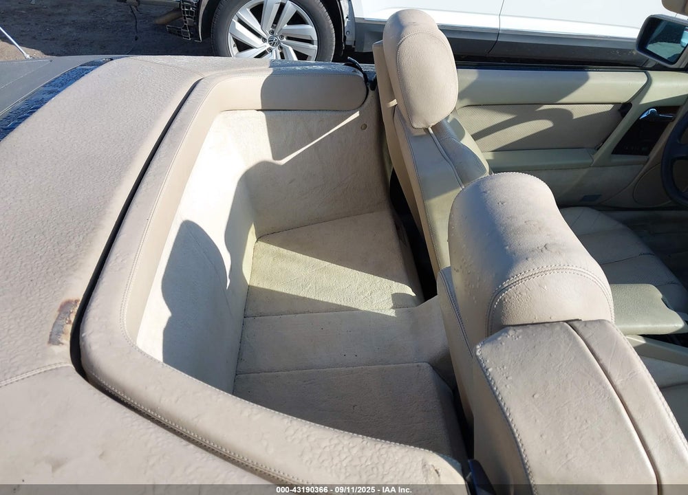 1993 MERCEDES-BENZ 500 SL VIN: WDBFA67E5PF072510