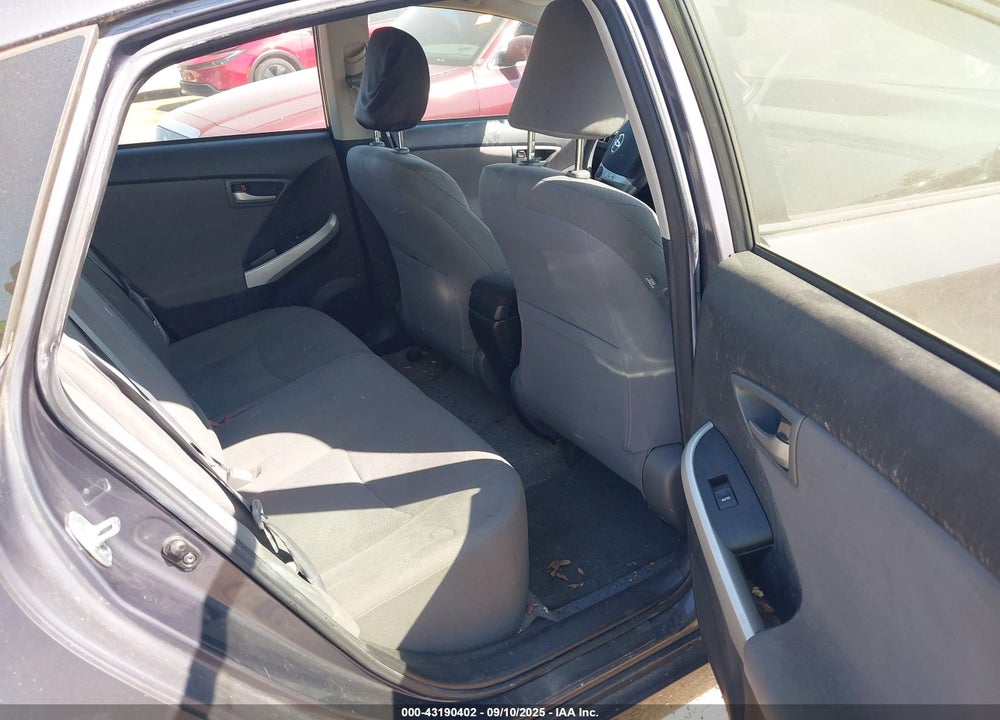 2013 TOYOTA PRIUS VIN: JTDKN3DU2D1633382