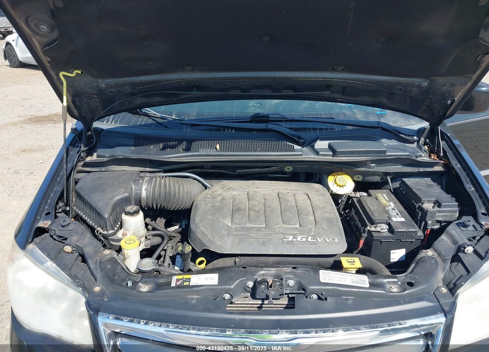 2014 CHRYSLER TOWN & COUNTRY TOURING VIN: 2C4RC1BG0ER217253