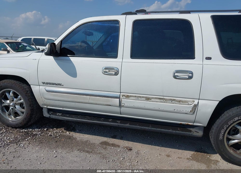 2002 GMC YUKON XL 1500 SLT VIN: 3GKEC16Z82G270265