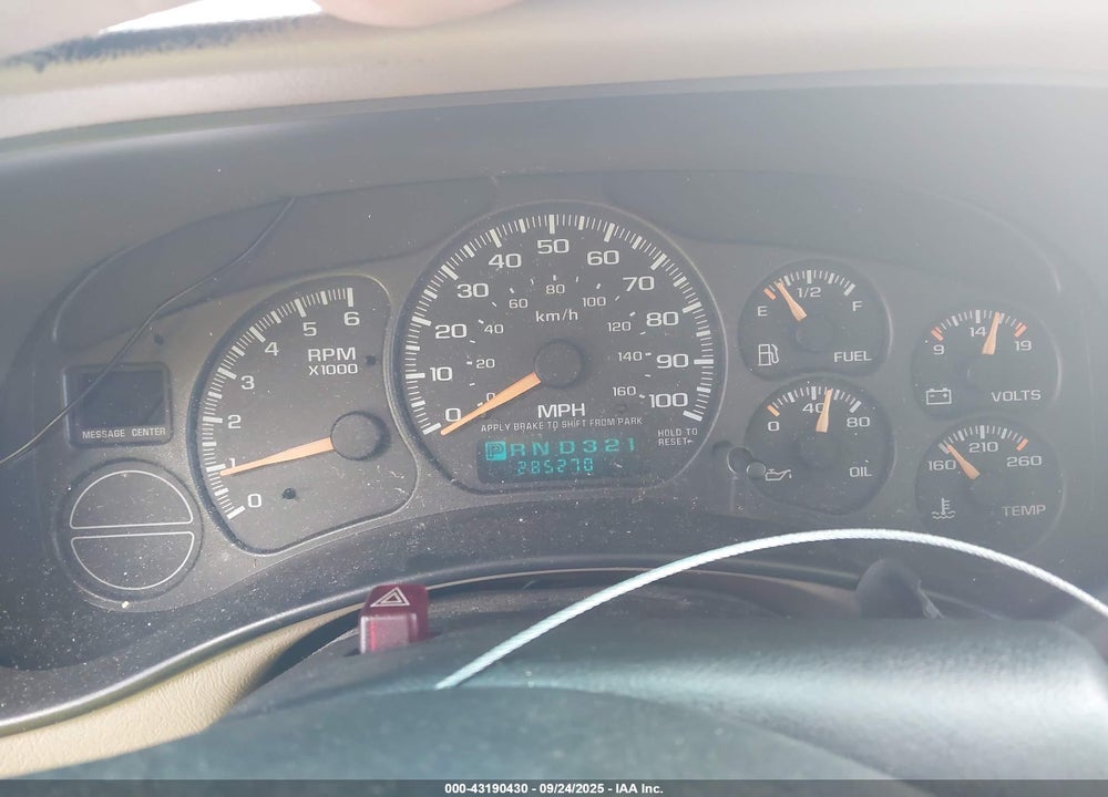 2002 GMC YUKON XL 1500 SLT VIN: 3GKEC16Z82G270265