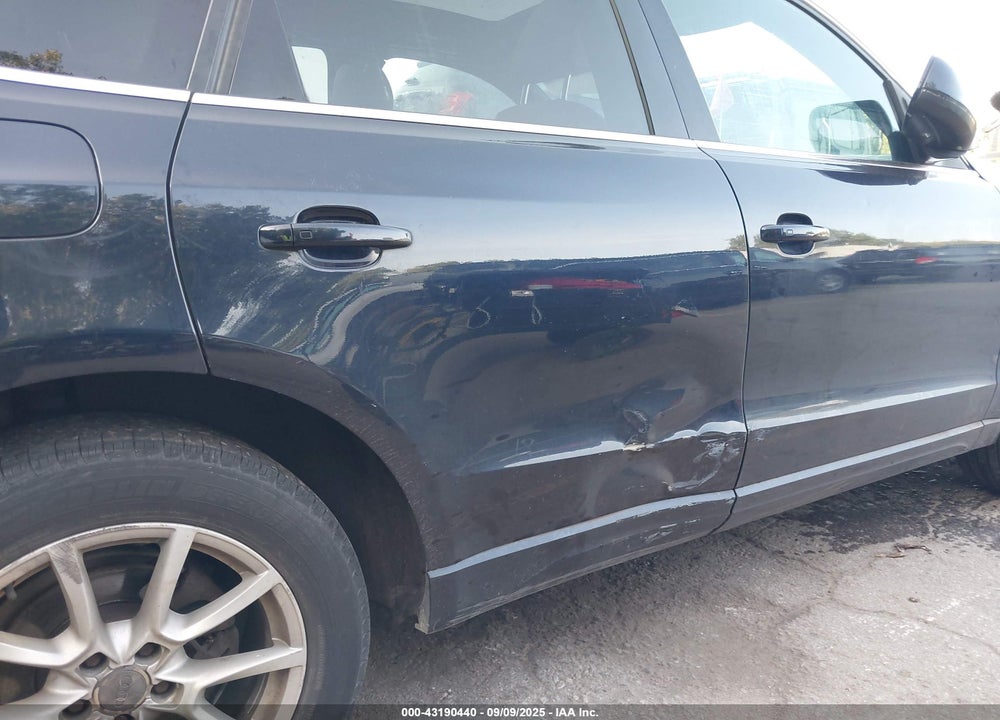 2010 AUDI Q5 3.2 PREMIUM VIN: WA1LKAFP8AA113086