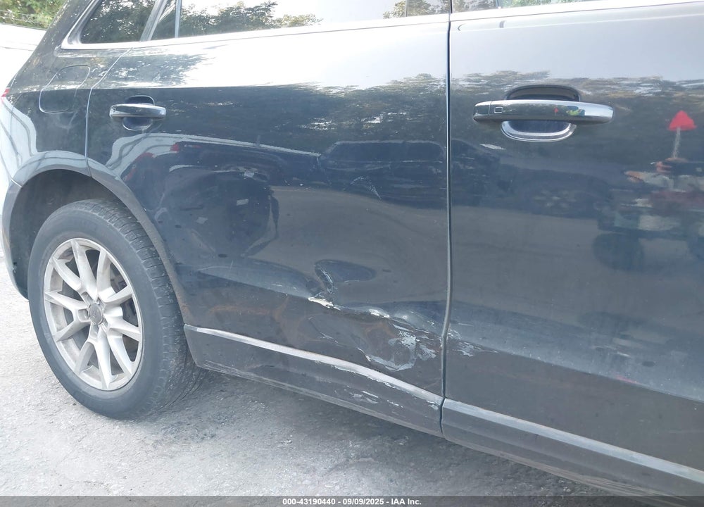 2010 AUDI Q5 3.2 PREMIUM VIN: WA1LKAFP8AA113086