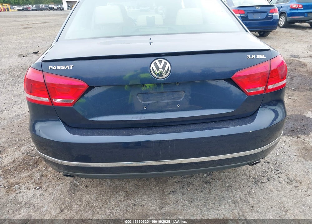 2013 VOLKSWAGEN PASSAT VIN: 1VWCM7A35DC082327