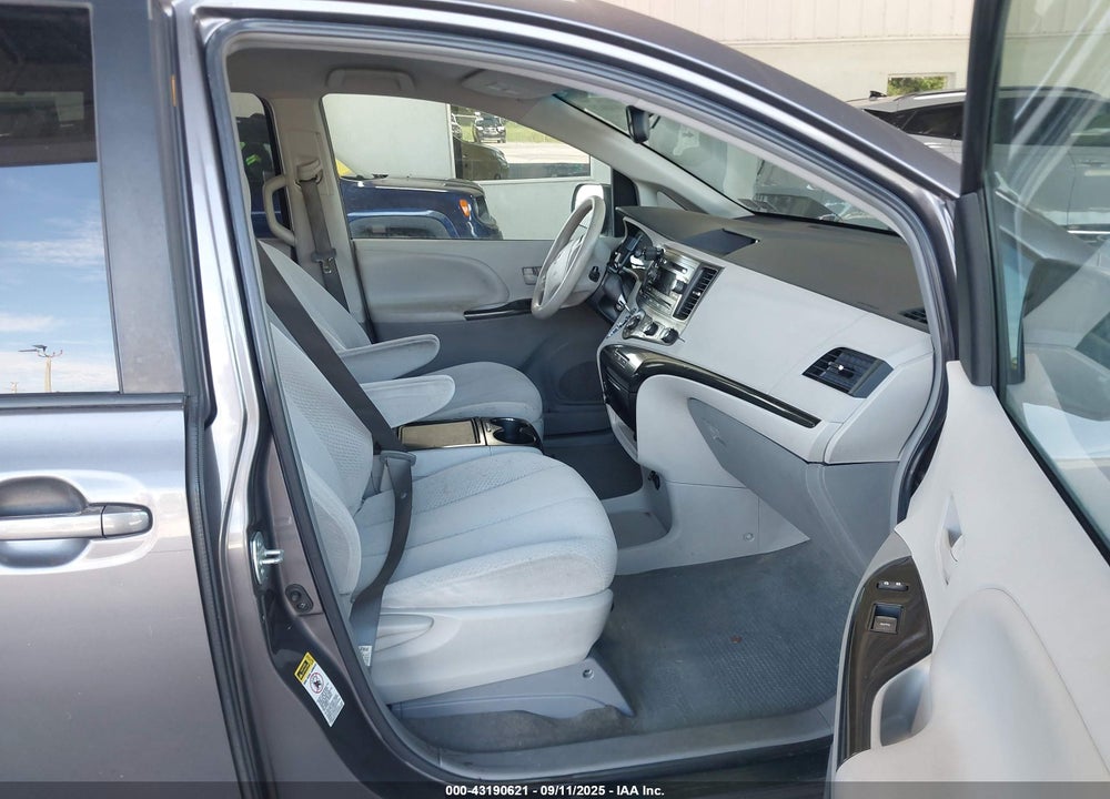 2012 TOYOTA SIENNA VIN: 5TDKK3DC6CS193748