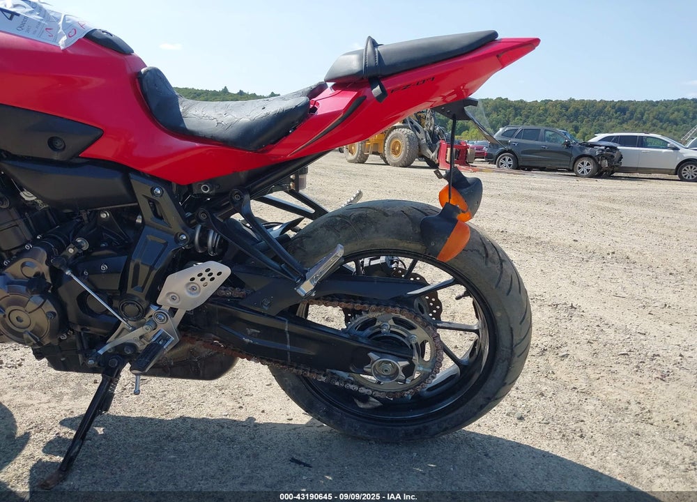 2017 YAMAHA FZ07A VIN: JYARM20E4HA000698