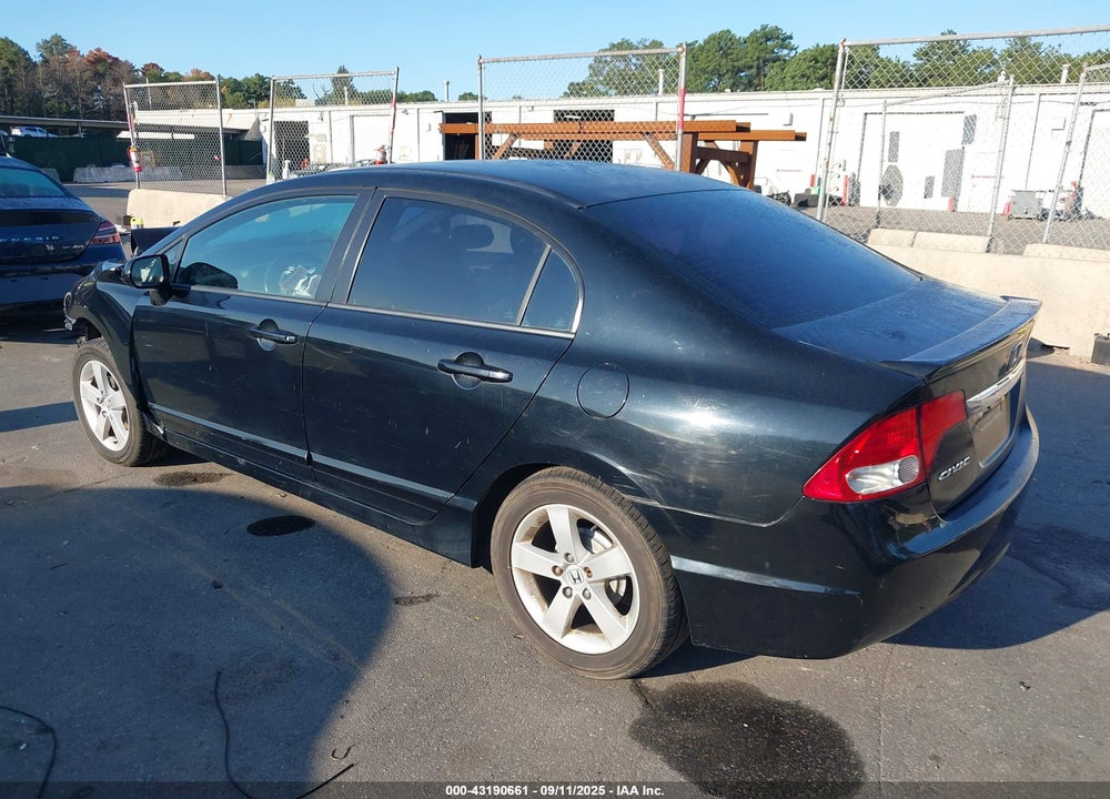 2011 HONDA CIVIC VIN: 2HGFA1F65BH512037