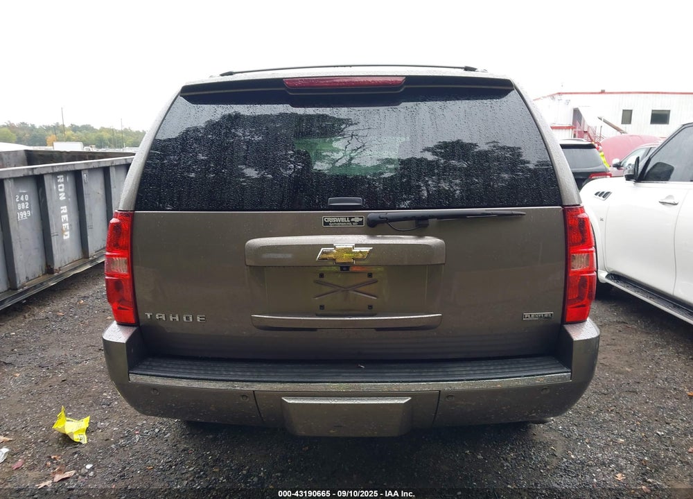 2011 CHEVROLET TAHOE VIN: 1GNSKCE03BR230179