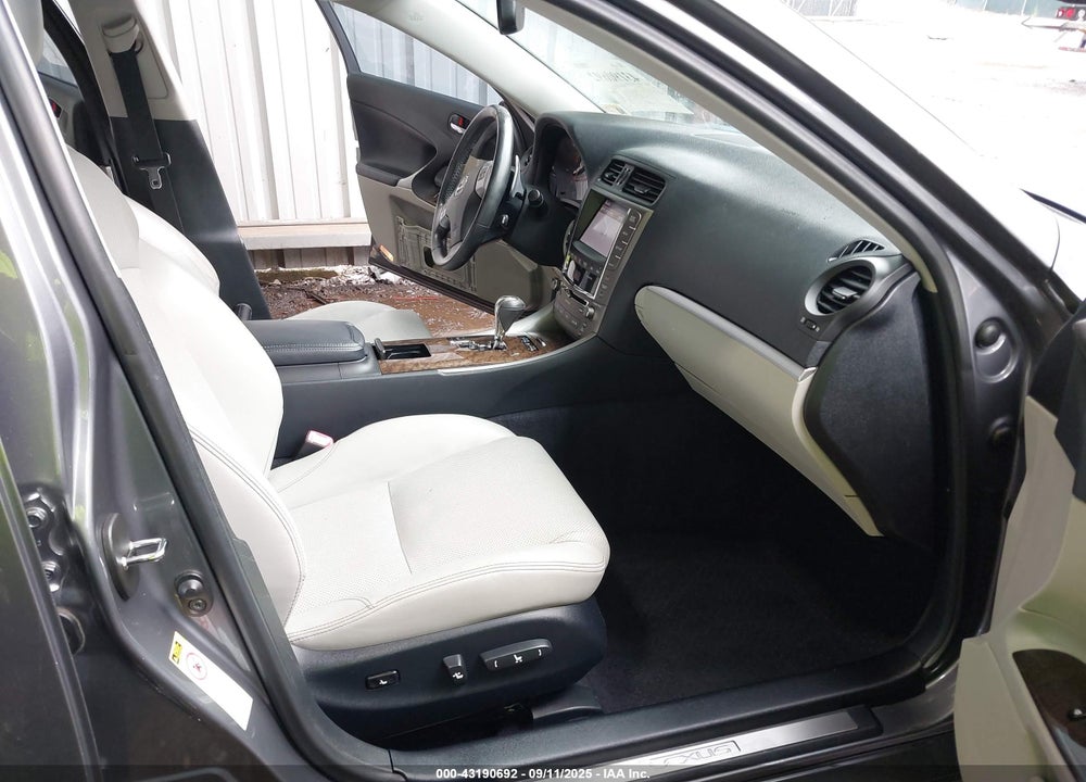 2012 LEXUS IS 250 VIN: JTHCF5C26C5060683