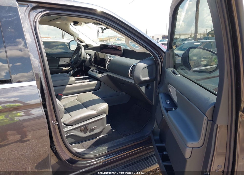 2025 FORD EXPEDITION VIN: 1FMJU1H86SEA20411