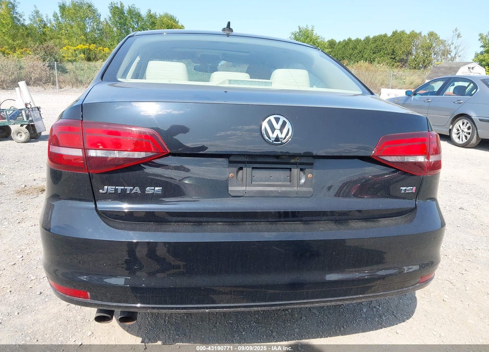 2018 VOLKSWAGEN JETTA VIN: 3VWDB7AJ3JM256639