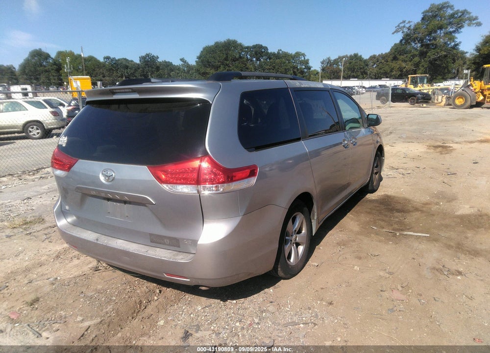 2011 TOYOTA SIENNA LE V6 VIN: 5TDKK3DC4BS128511