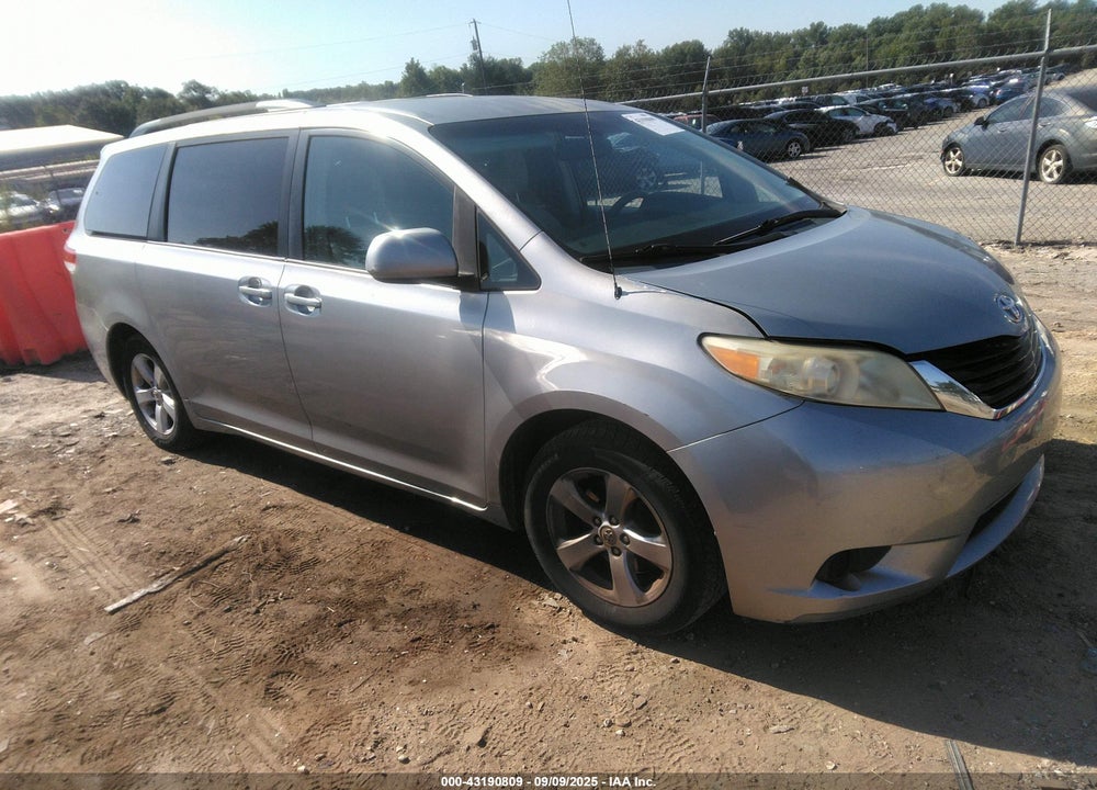 2011 TOYOTA SIENNA LE V6 VIN: 5TDKK3DC4BS128511