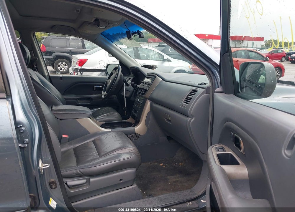 2006 HONDA PILOT EX-L VIN: 2HKYF18626H547329