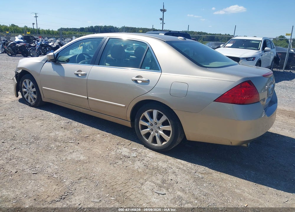 2006 HONDA ACCORD 3.0 EX VIN: 1HGCM66586A042198