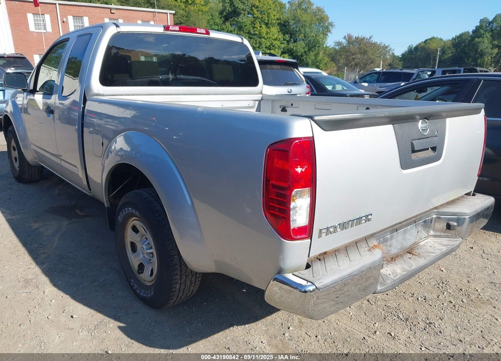 2015 NISSAN FRONTIER VIN: 1N6BD0CTXFN717808