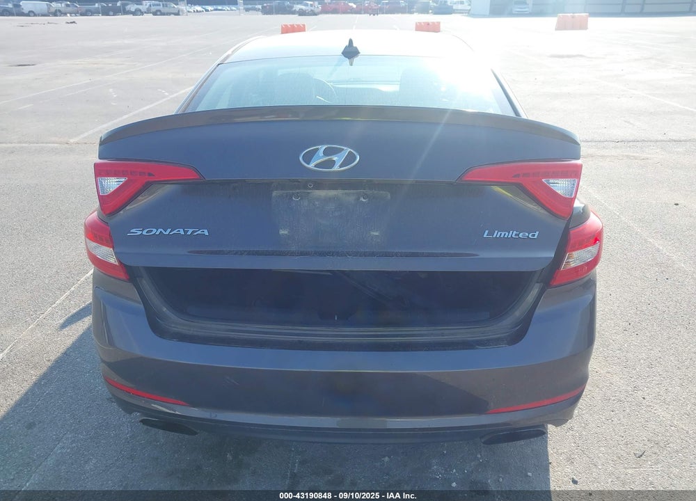2017 HYUNDAI SONATA VIN: 5NPE34AF4HH588734