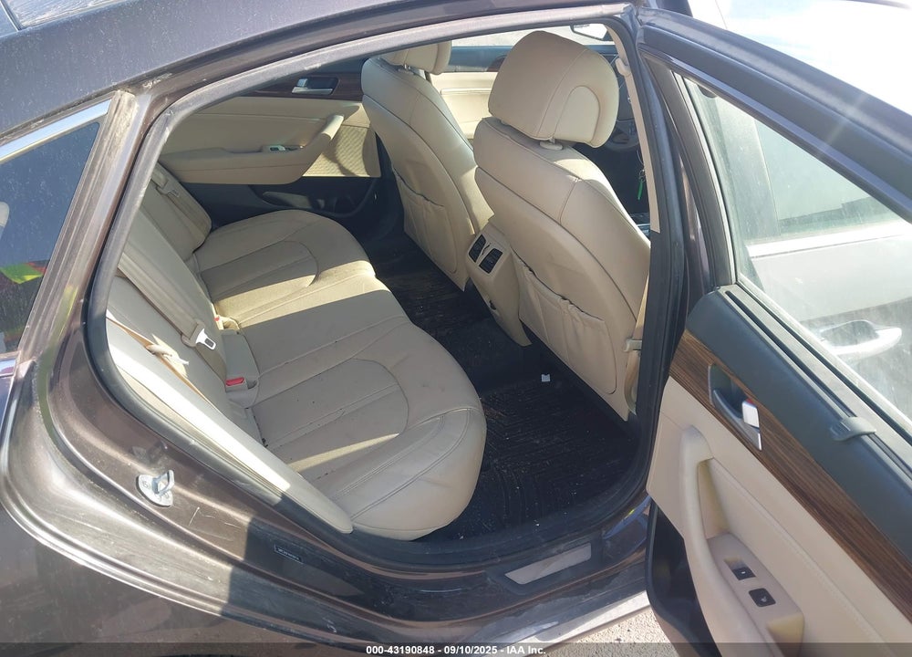 2017 HYUNDAI SONATA VIN: 5NPE34AF4HH588734