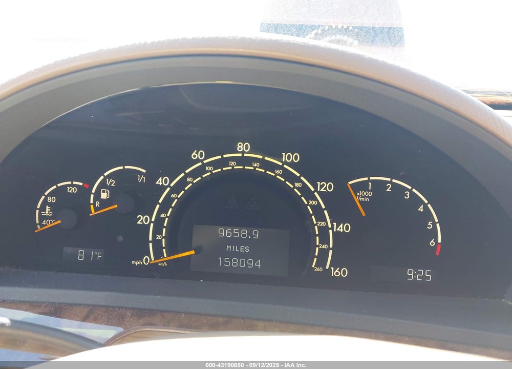 2000 MERCEDES-BENZ S 500 VIN: WDBNG75J7YA111953