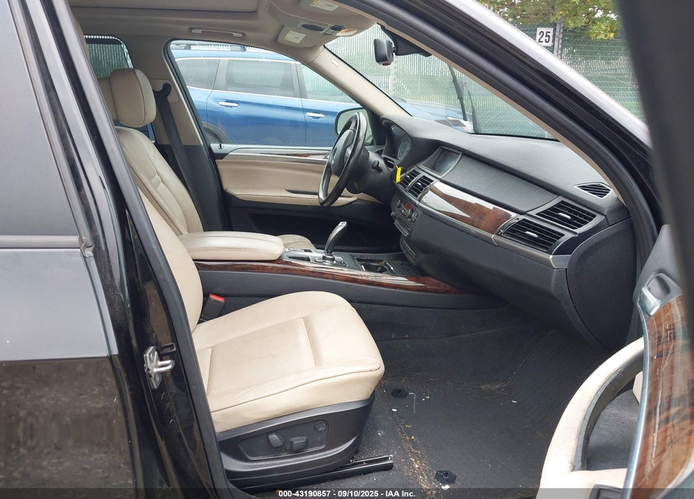 2011 BMW X5 VIN: 5UXZV4C59BL405524