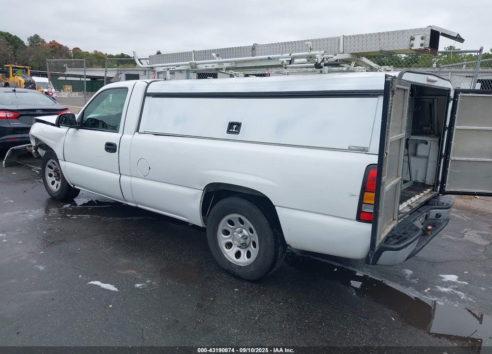 2005 GMC SIERRA 1500 WORK TRUCK VIN: 1GTEC14VX5Z220581