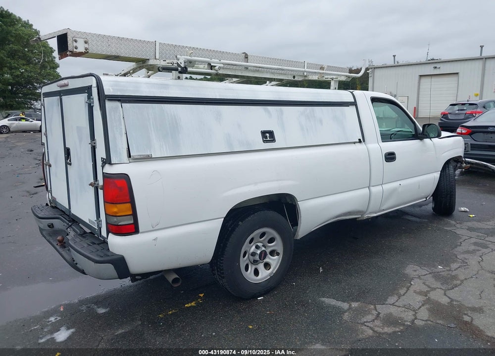 2005 GMC SIERRA 1500 WORK TRUCK VIN: 1GTEC14VX5Z220581