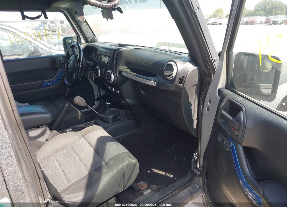2011 JEEP WRANGLER UNLIMITED RUBICON VIN: 1J4BA6H13BL544185