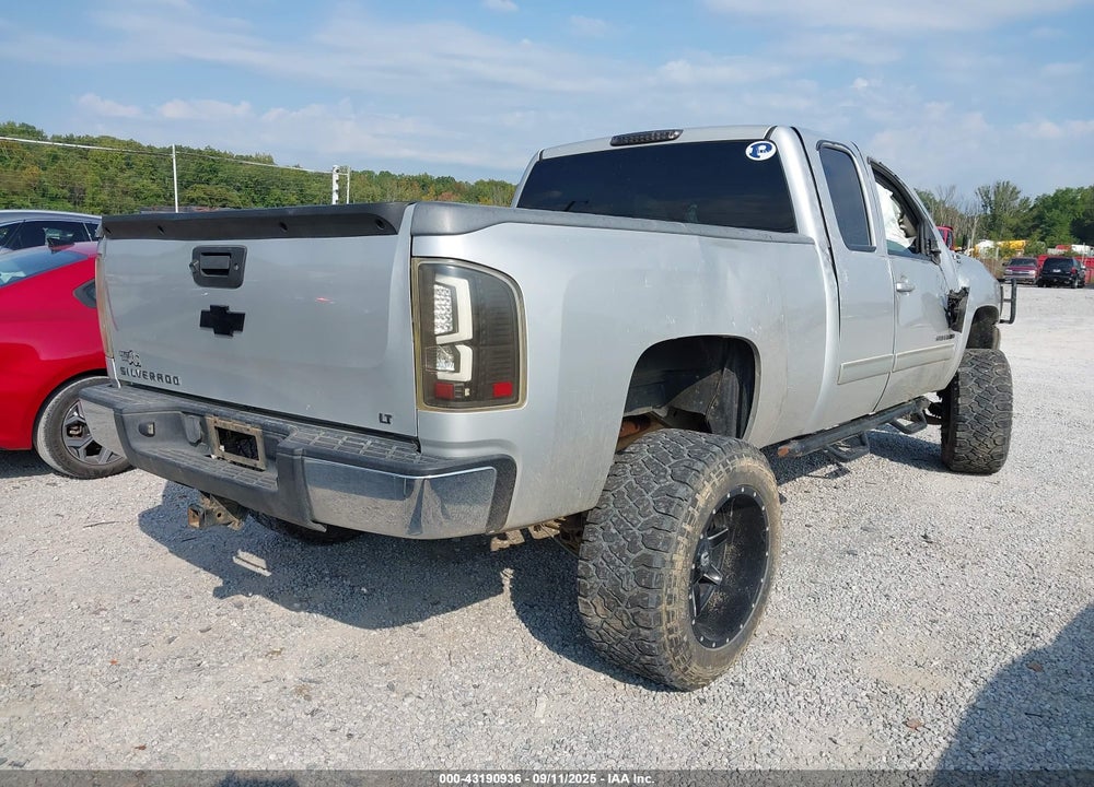 2010 CHEVROLET SILVERADO 1500 LT VIN: 1GCSKSE36AZ116169