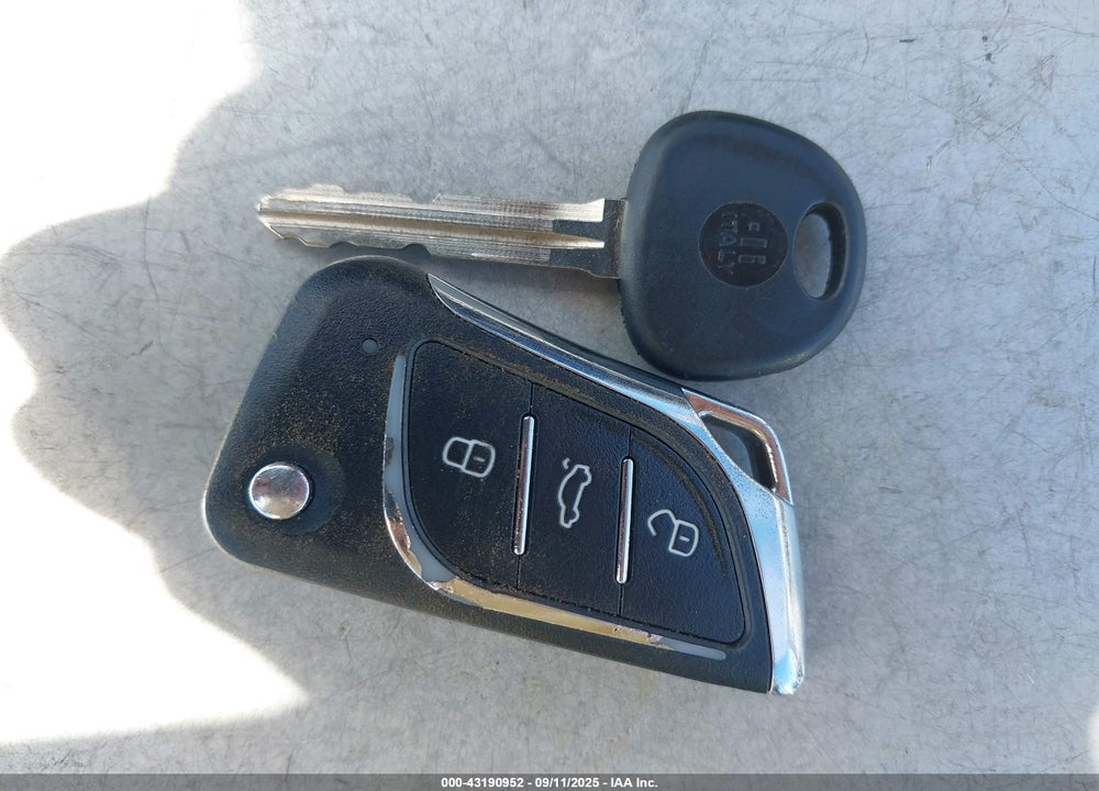2016 HYUNDAI ELANTRA VIN: KMHDH4AEXGU626696