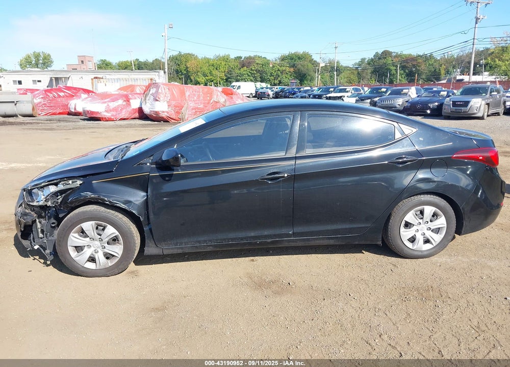 2016 HYUNDAI ELANTRA VIN: KMHDH4AEXGU626696