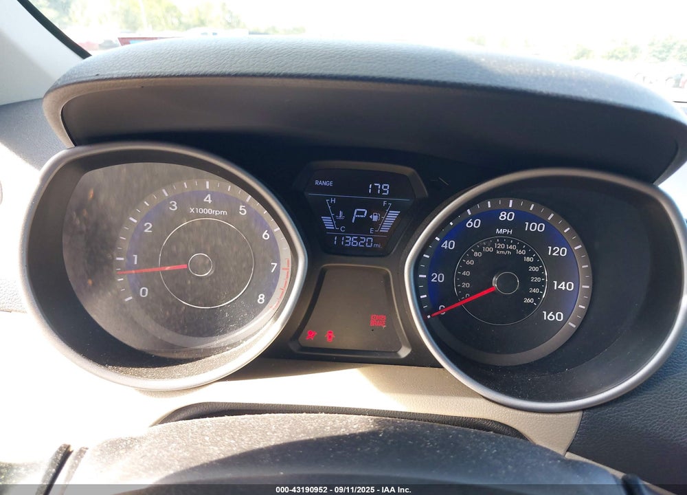 2016 HYUNDAI ELANTRA VIN: KMHDH4AEXGU626696